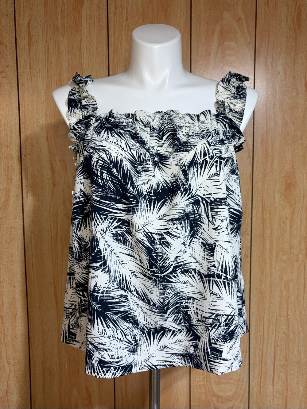 Staccato Black & White Palm-Print Ruffle-Strap Tank SZ - L